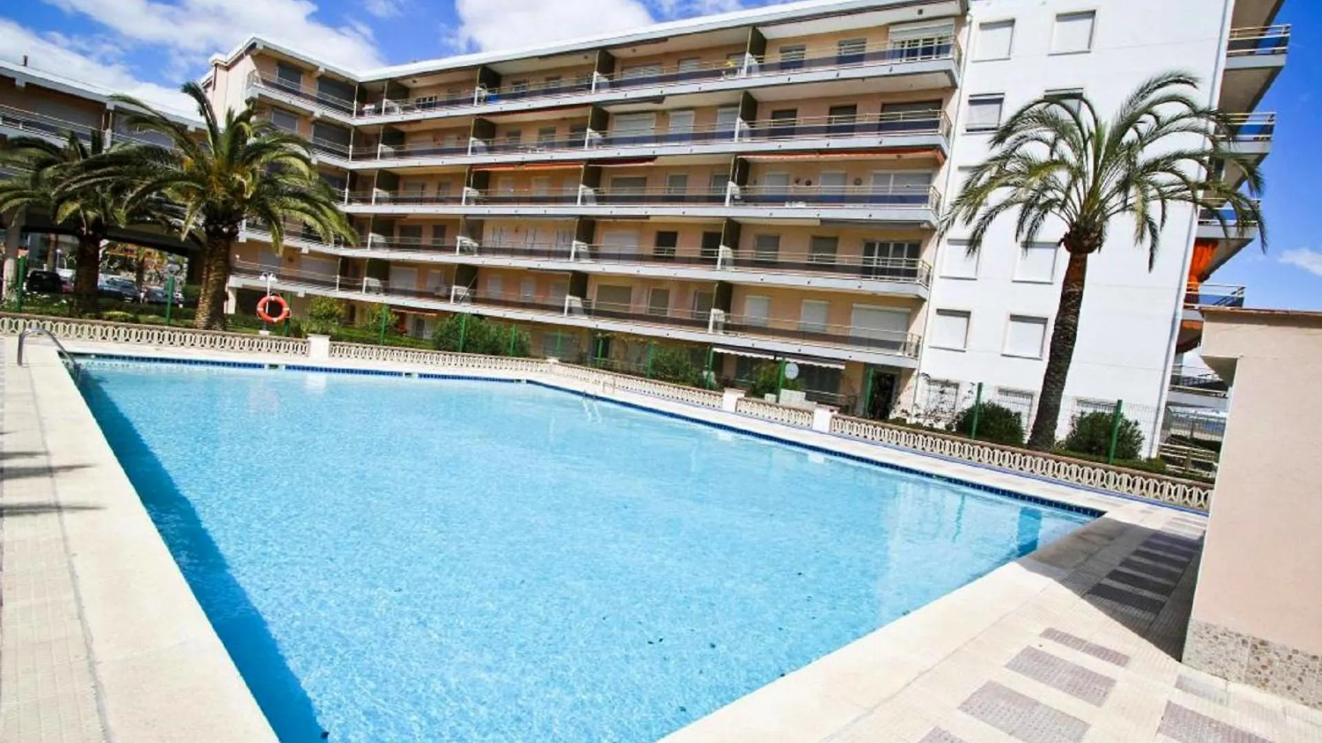 Pineda 7 Planet Apartment La Pineda Spanien