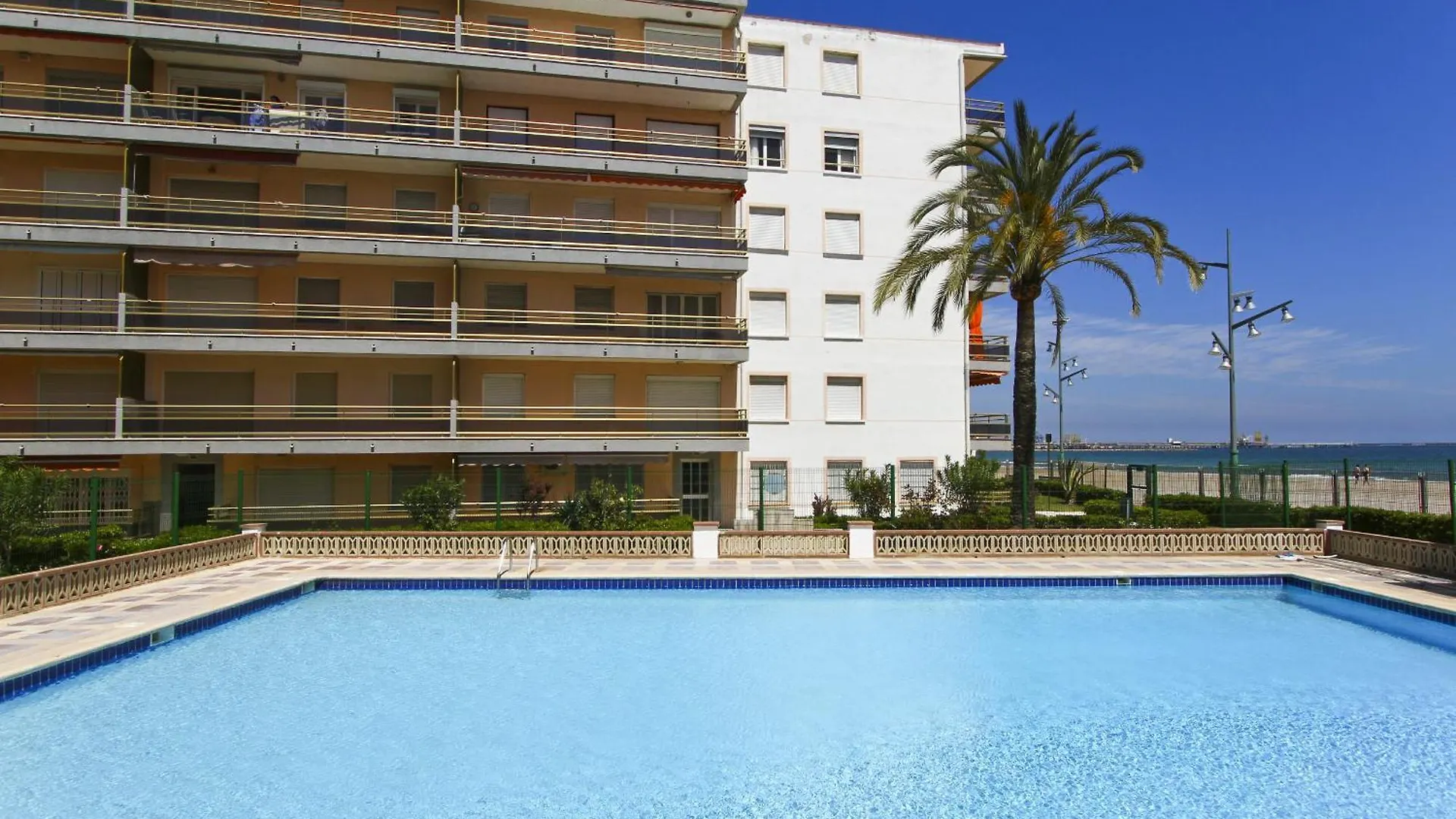 Pineda 7 Planet Apartment La Pineda Spanien
