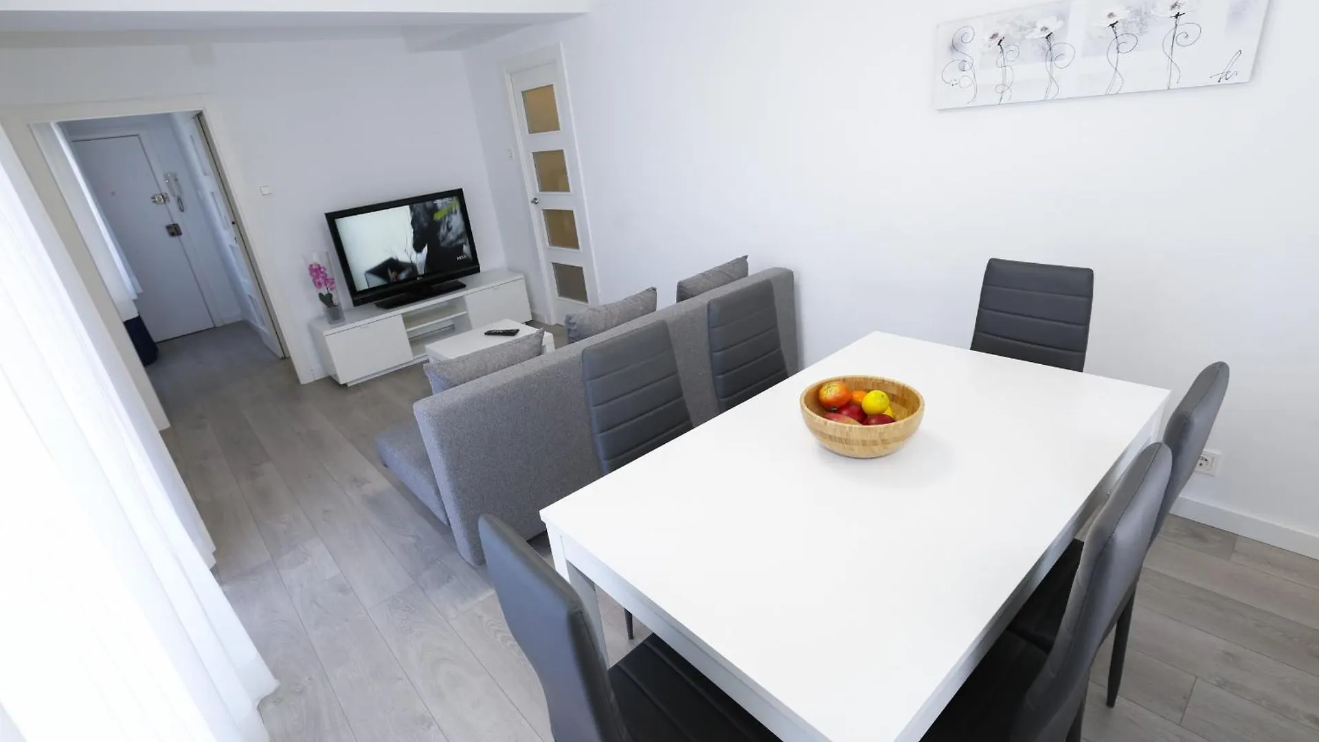 Pineda 7 Planet Apartment La Pineda